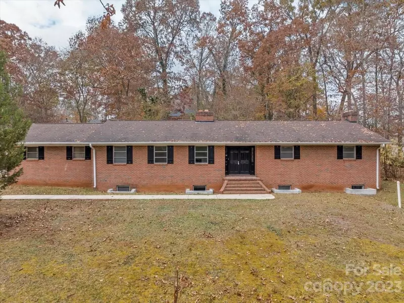 219 Walnut AVE, Mount Holly, NC 28120