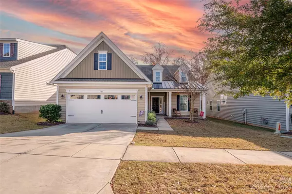 725 Bearcamp WAY, Fort Mill, SC 29715