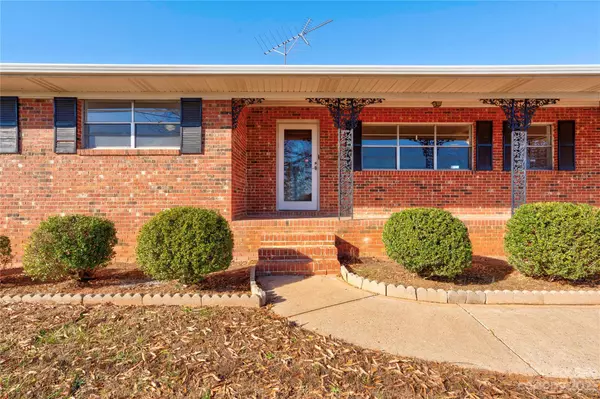 Shelby, NC 28150,1465 Foust RD