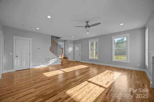 Asheville, NC 28803,31 Loblolly LN