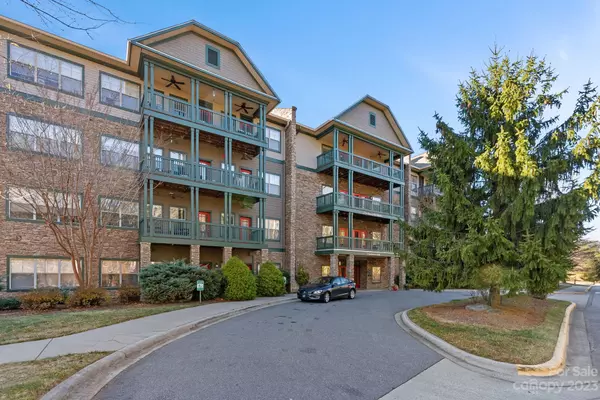 9 Kenilworth Knoll #119, Asheville, NC 28805