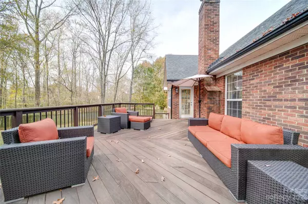 Monroe, NC 28110,2100 Windy Hill LN