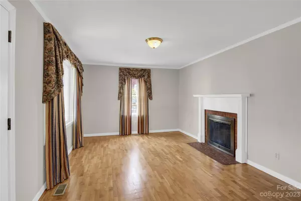 Gastonia, NC 28052,1213 Ashton AVE