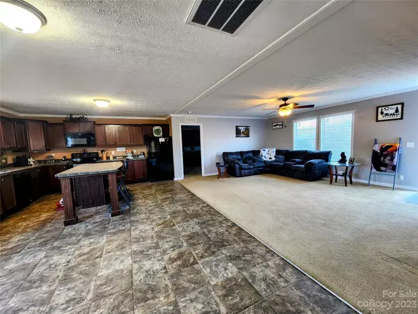 Hot Springs, NC 28743,1274 Paint Rock RD