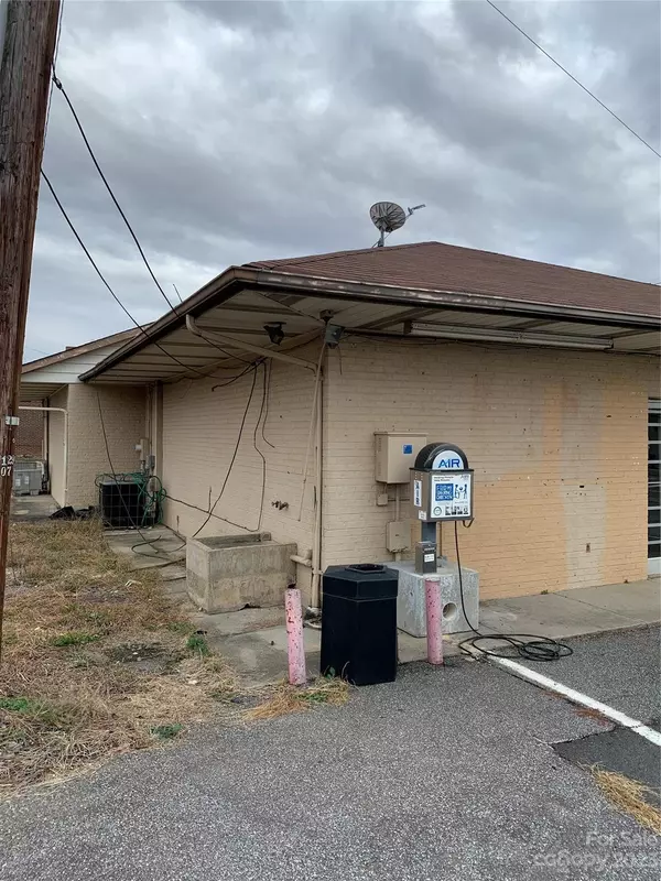 Hickory, NC 28602,2602 1st AVE SW