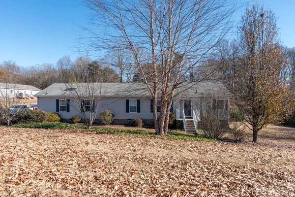 Taylorsville, NC 28681,33 Charlie Mitchell LN