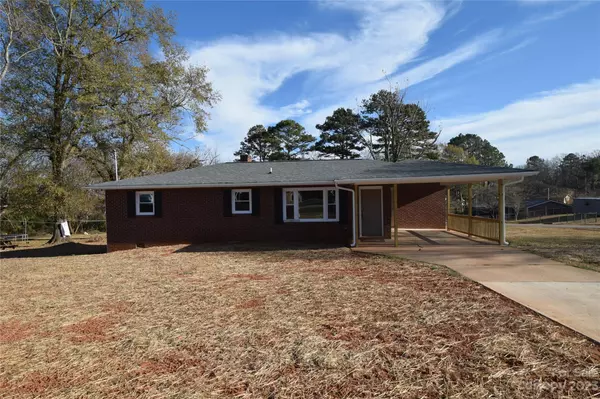 400 Old Wagy RD, Forest City, NC 28043