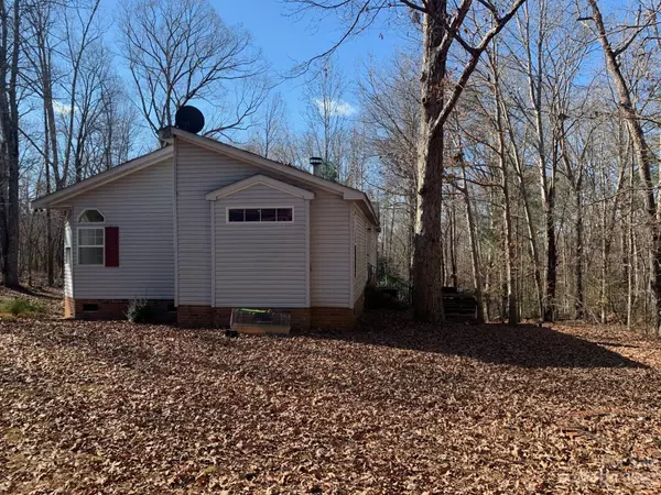 Rutherfordton, NC 28139,1864 Coopers Gap RD