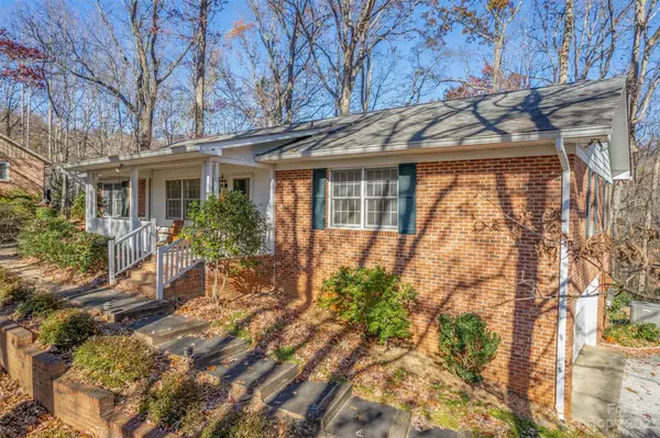 Tryon, NC 28782,621 E Park DR