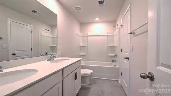 Mars Hill, NC 28754,427 Ridgeview LN