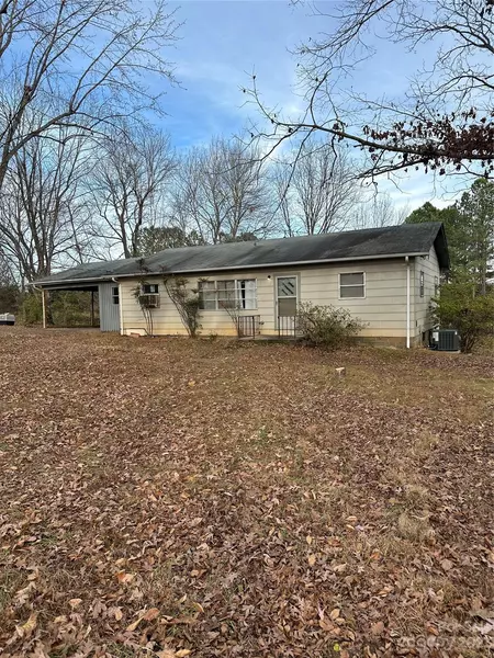 4198 Cat Square RD, Vale, NC 28168