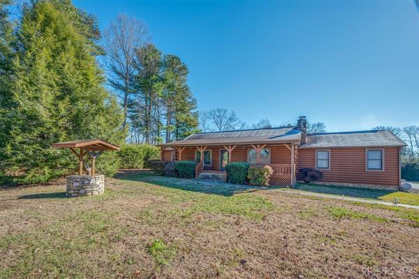 Flat Rock, NC 28731,42 Pine Tree LN