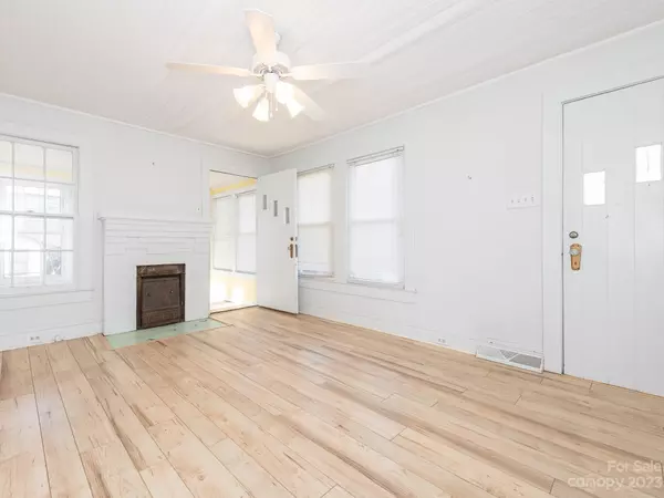 Kannapolis, NC 28083,504 Coach ST