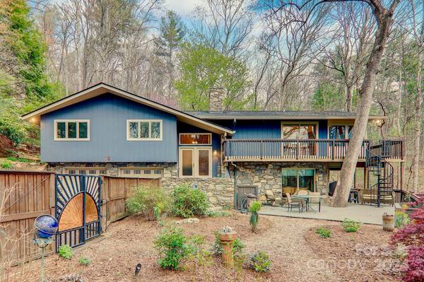 90 Sleepy Hollow DR, Asheville, NC 28805