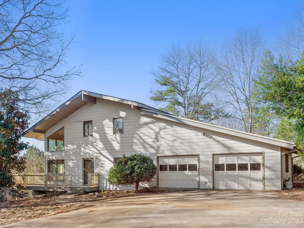 Mars Hill, NC 28754,135 Brancer DR