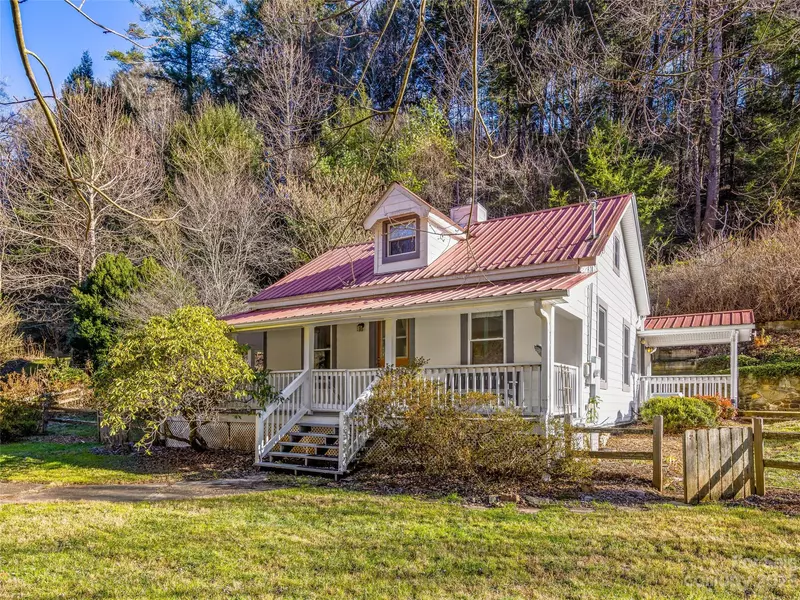 3115 Little Pine RD, Marshall, NC 28753