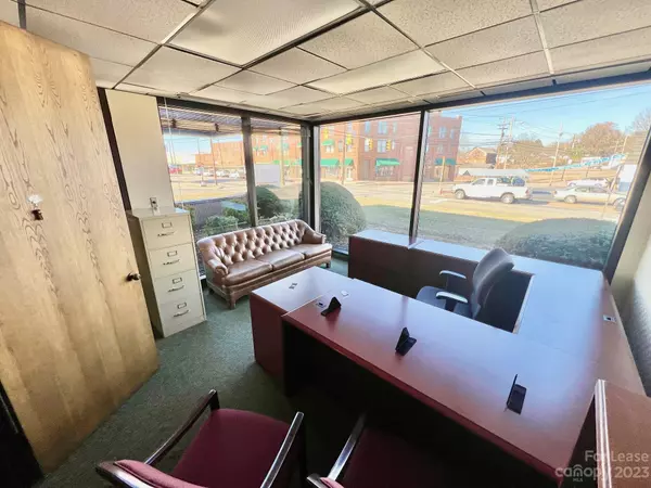 Taylorsville, NC 28681,21 Main Avenue DR