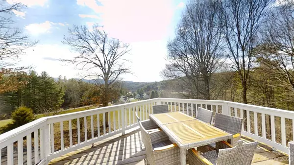 Mars Hill, NC 28754,384 Forest Ridge DR