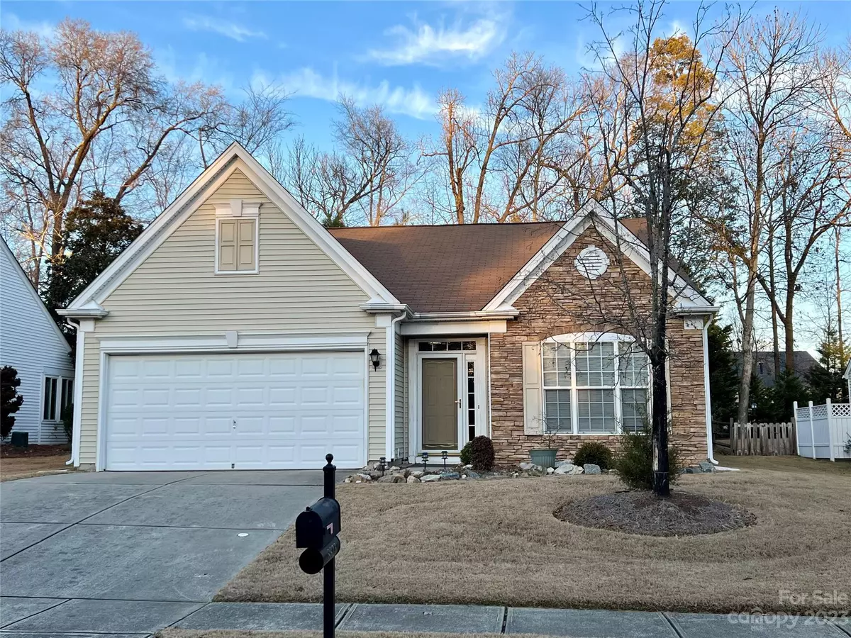 Charlotte, NC 28269,8823 Kestral Ridge DR