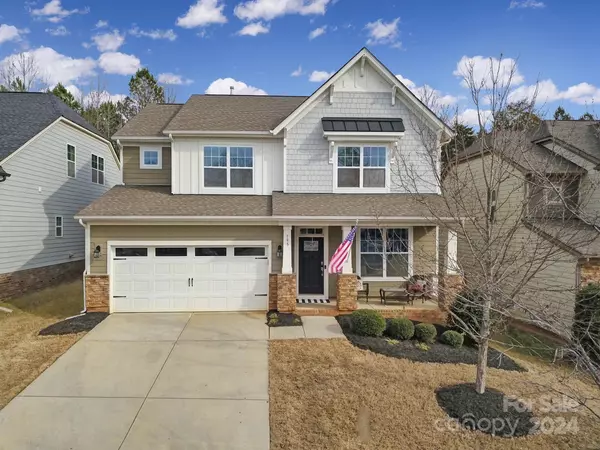 195 Rustling Waters DR, Mooresville, NC 28117