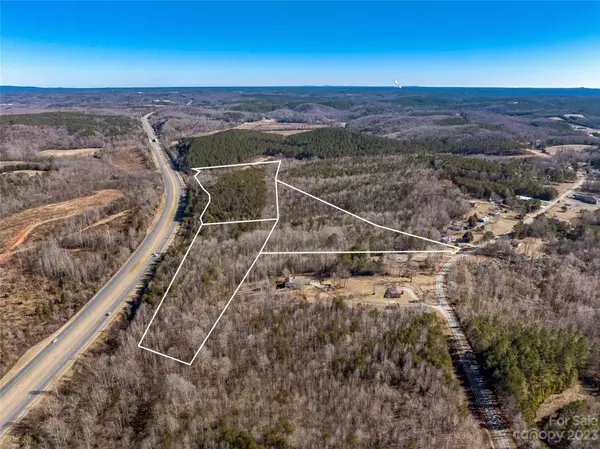 Mill Spring, NC 28756,99999 Pea Ridge RD
