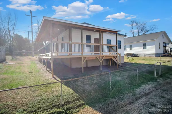 Bessemer City, NC 28016,716 A ST