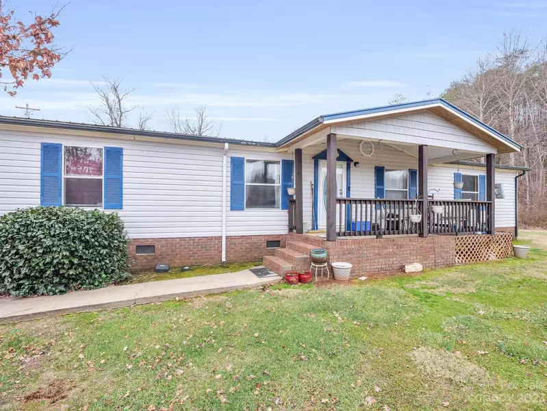 925 Bills Creek RD, Lake Lure, NC 28746