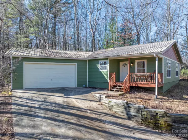 430 Jeep RD, Brevard, NC 28712