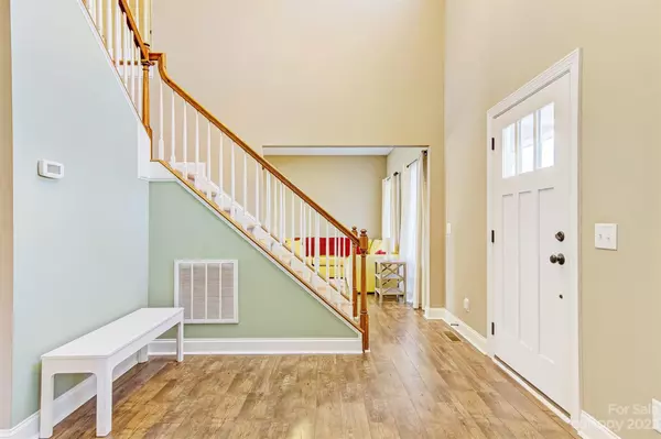 Hickory, NC 28601,105 39th Avenue DR NW
