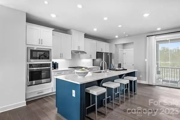 Stallings, NC 28104,3027 Matthews Indian Trail RD #1001E