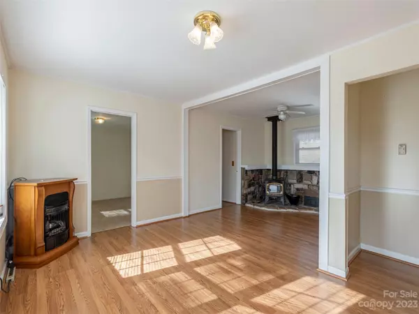 Mills River, NC 28759,10 Cozy Acres LN