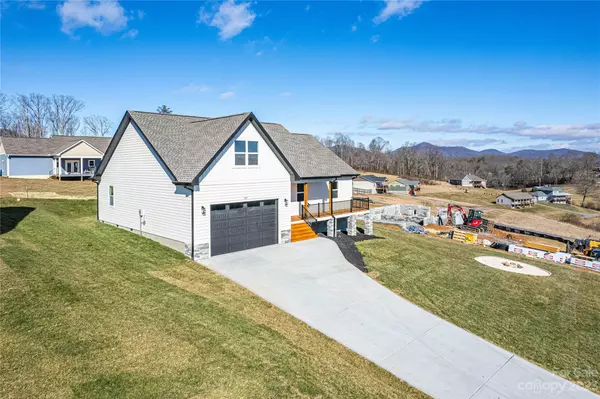 Candler, NC 28715,107 Pisgah Gap DR