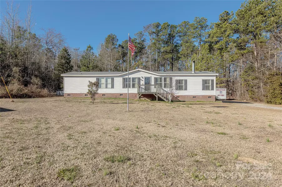 7790 Flat Rock RD, Kershaw, SC 29067