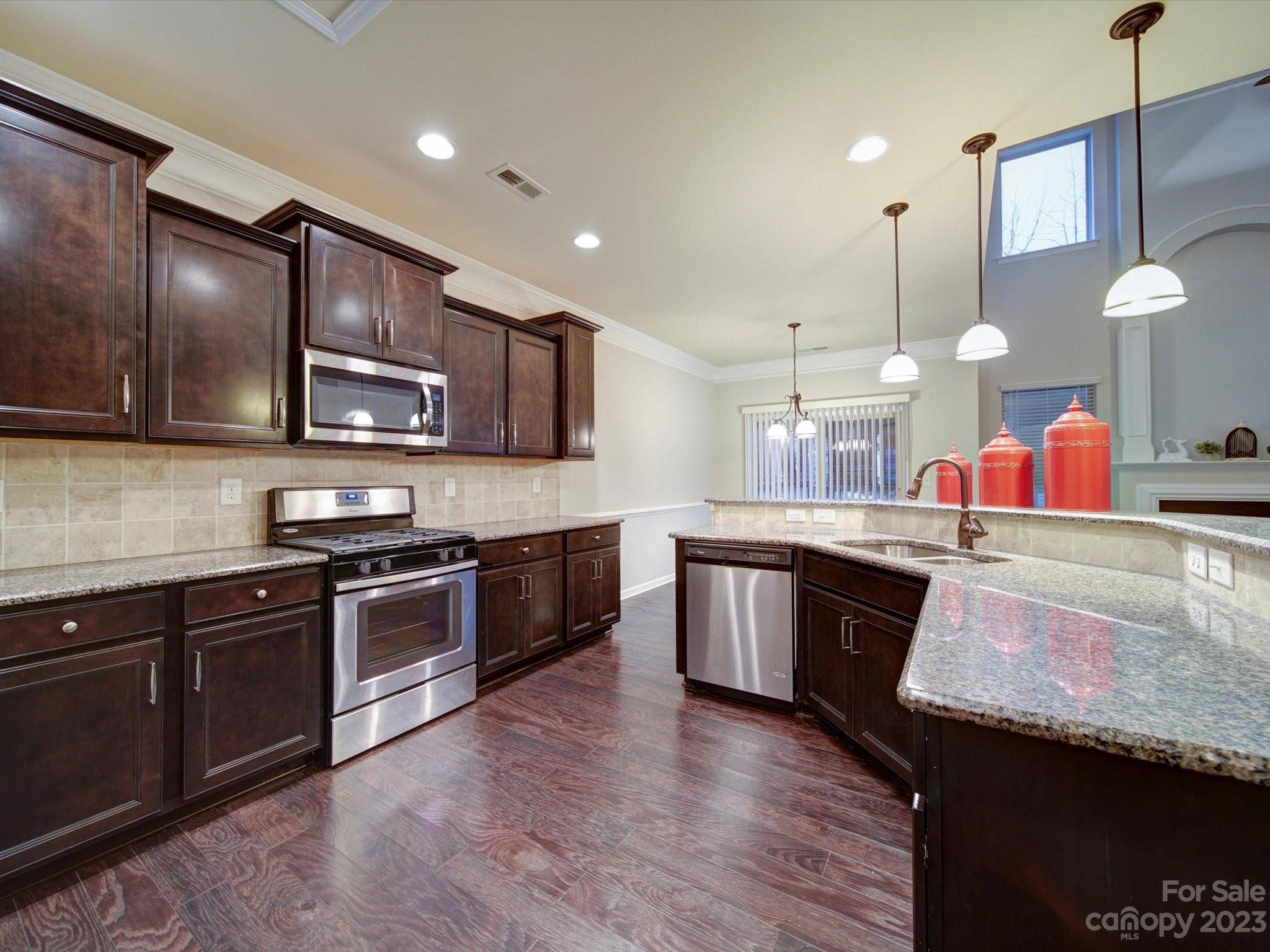 Fort Mill, SC 29715,635 Barcroft LN