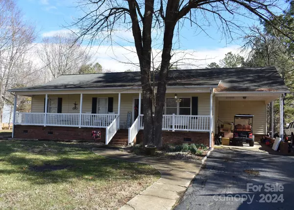 94 Tamworth DR, Denton, NC 27239