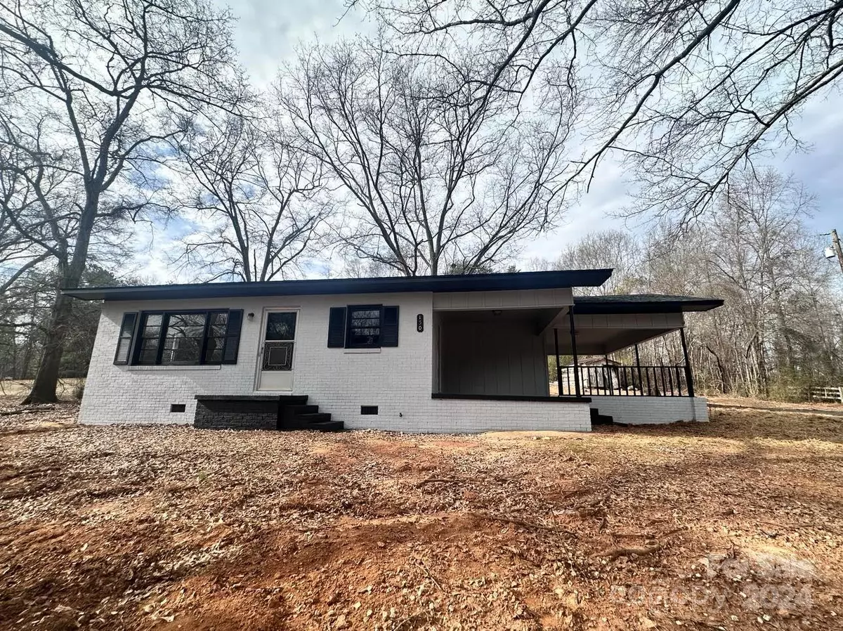 Mooresboro, NC 28114,150 Chesterfield RD
