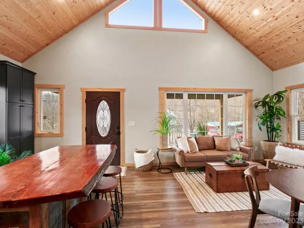 Waynesville, NC 28786,96 Anthony ST