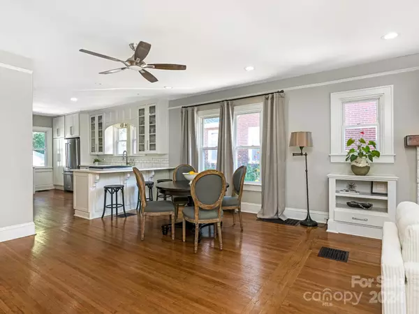 Charlotte, NC 28203,2112 Scott AVE