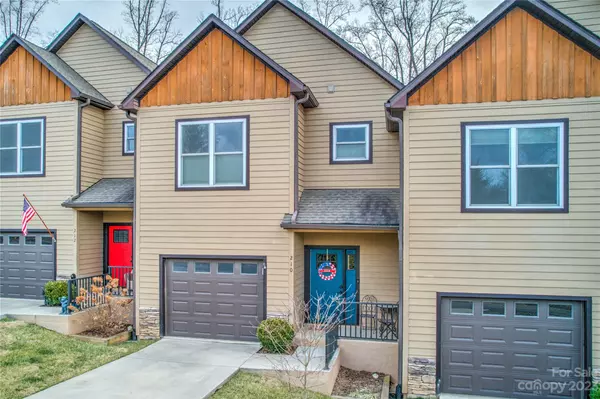 210 Rainbow TER,  Black Mountain,  NC 28711