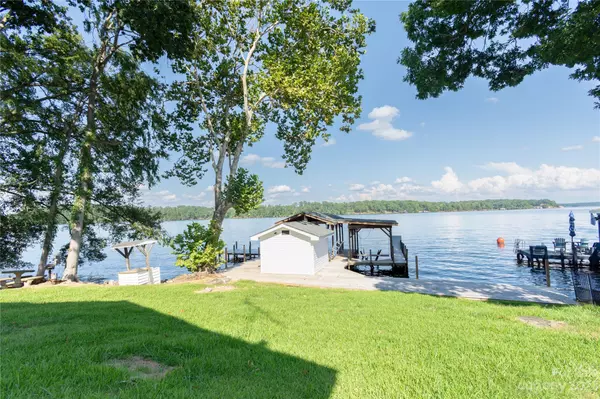 Norwood, NC 28128,1437 Berry Hill DR #838