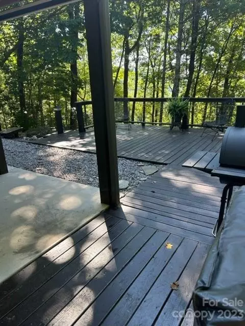 Millers Creek, NC 28651,639 Clear Branch DR