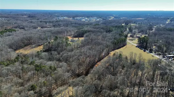 Mooresville, NC 28115,261 Mackwood RD