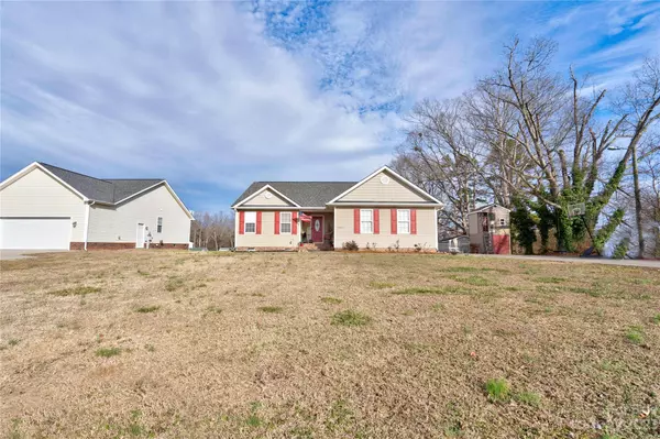 Kings Mountain, NC 28086,144 Autumn Woods DR