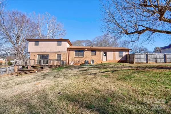 Shelby, NC 28152,1501 Lackey ST