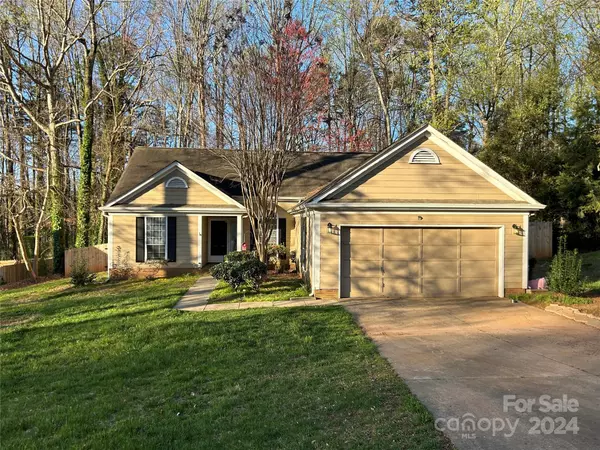 201 Remally LN, Huntersville, NC 28078