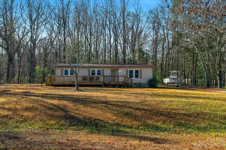 2384 Landsford RD, Catawba, SC 29704