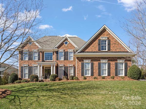 3401 Savannah Hills DR, Matthews, NC 28105