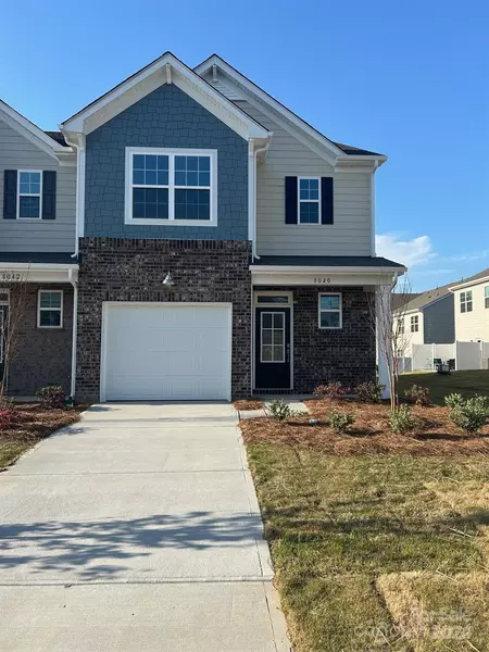 8040 Scarlet Maple LN #2034, Tega Cay, SC 29708