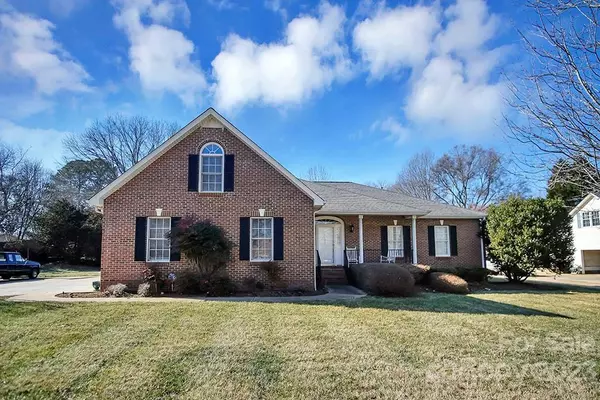 Kings Mountain, NC 28086,313 Country Club Acres None