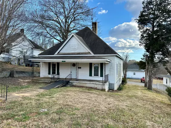 Hickory, NC 28602,161 20th AVE SW